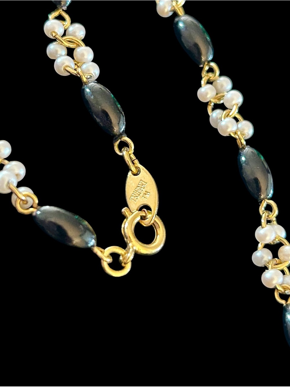 Signed TRIFARI Gold-Tone and Black Bead Necklace with seed Pearl Accents